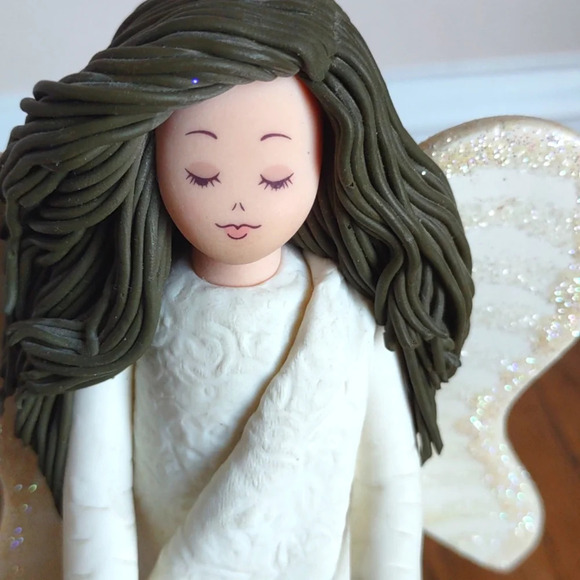 Kneeded Angels Cherished Moments Mother and Daughter Figurine - Picture 8 of 8